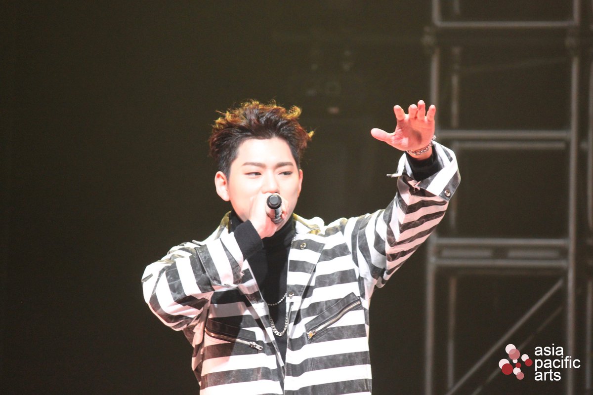 hellomailee's tweet photo. #BLOCKBinSF ft. #ZICO #BLOCKBinUSA https://t.co/y3J5dvzGpU