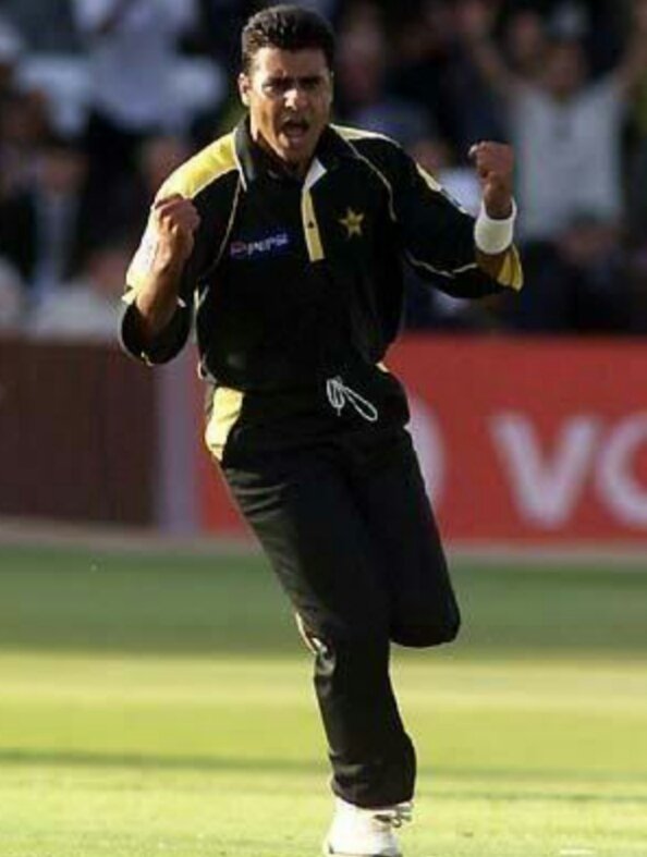 Happy birthday to the legendary fast bowler Waqar Younis of  