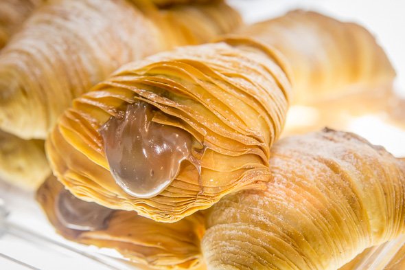 Canada's first Nutella Cafe just opened in Toronto! 😍
9gag.com/gag/a3Lrm01?re…