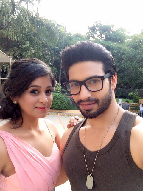 veejay_k's tweet photo. Watch me as Naman in Twist Wala Love on Channel V... Starting from today evening 6 pm... Its a one week series... https://t.co/qIJRtU39ZI
