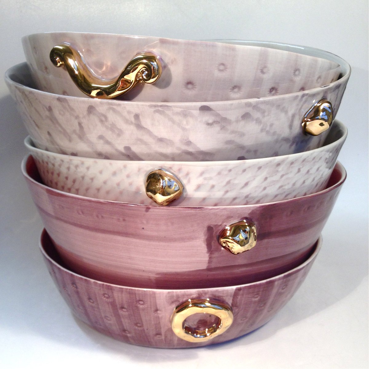 MirandaBerrow1's tweet photo. I am looking for a shop in central London to stock my work, any suggestions ? sophisticated pottery ware https://t.co/tECNfdaZgG