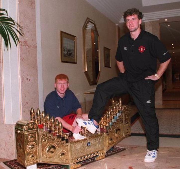 Happy birthday Paul Scholes. He\s come a long way from polishing Mark Hughes\ shoes 