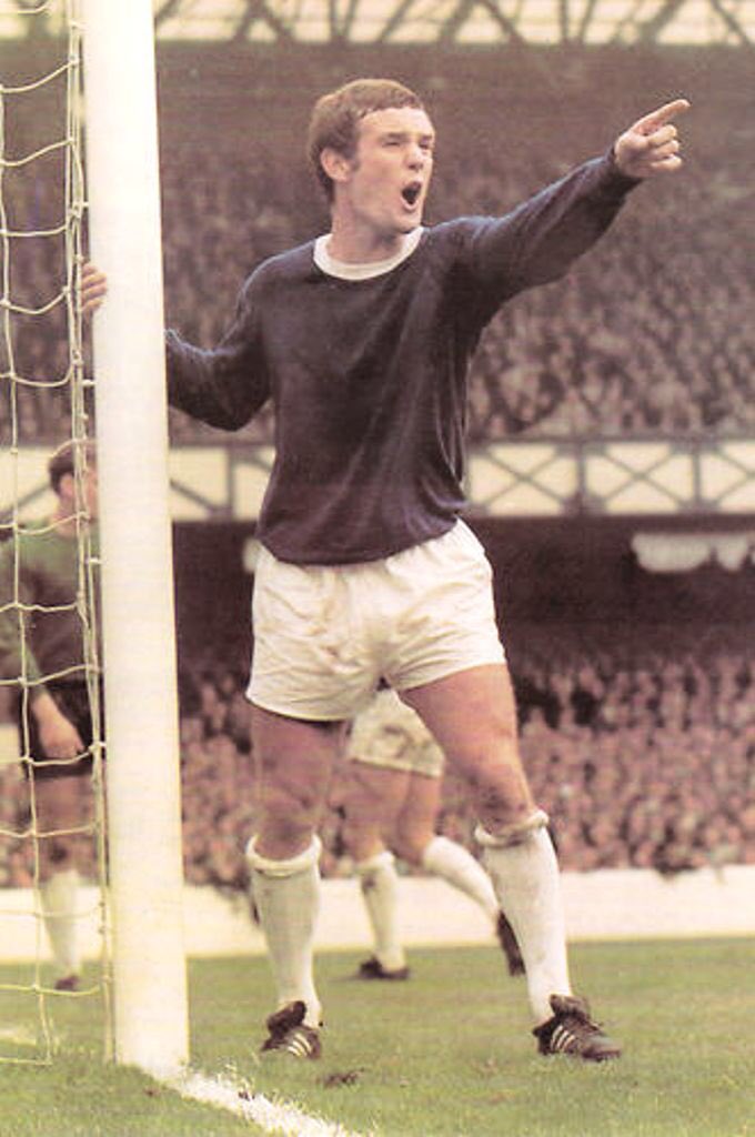 Happy Birthday to Everton Legend Colin Harvey - Player Coach & Manager. 