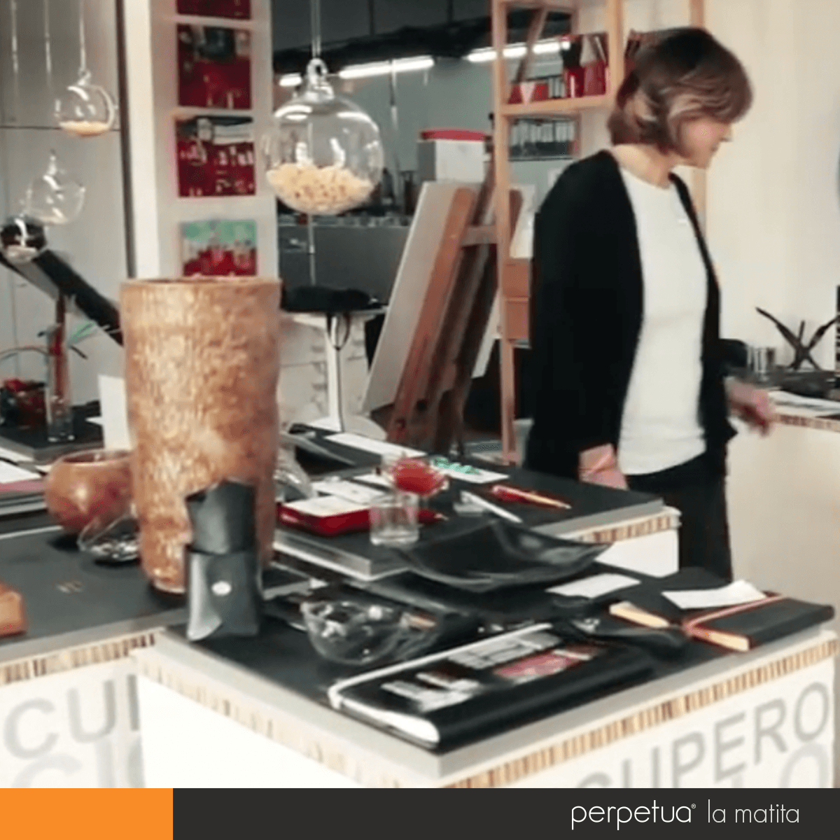 PerpetuaBrand's tweet photo. 18.11.15 | #Aliesa con #PerpetuaLaMatita a #Milano per il lancio di #SOGNAREINNOVARE https://t.co/L4kiAeUcuB https://t.co/5uqvbzBbAU