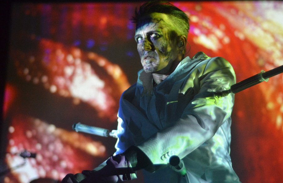 50 photos of Skinny Puppy performing at the Crofoot
photos.metrotimes.com/50-photos-of-s… <a href="/skinnypuppy_/">Skinny Puppy</a>