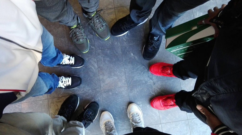 Man_Like_B's tweet photo. Walk The Talk.
#Represent698
#pumatrinomic
#redbullbeatbattle
#breakingturtles
#ninjaturtlescpt https://t.co/6YmqVXRiVs