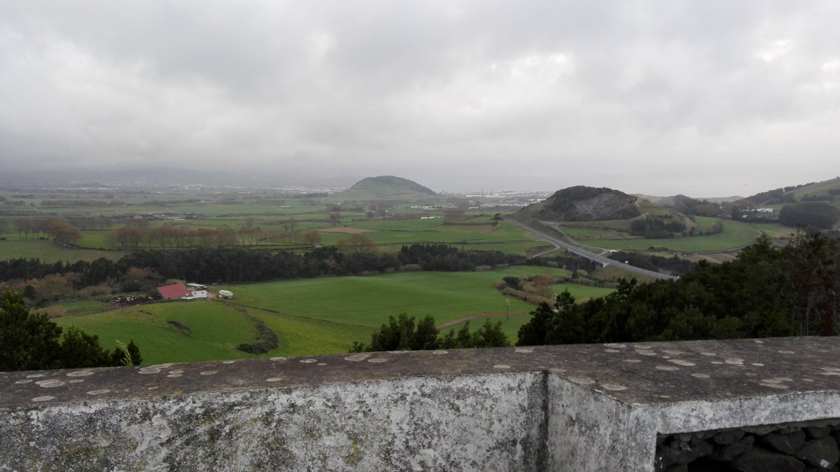 harmonyazores's tweet photo. Another foggy day so why not plan biking trails along the north coast.... #ribeira Grande #azores https://t.co/9hyS2PVGVB