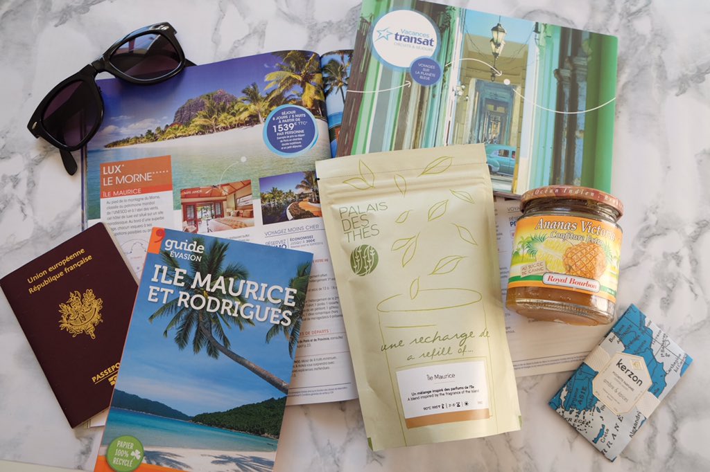 travelmehappy's tweet photo. ☀️ Livraison de bonheur ce matin, merci @VacTransat 🙏🏼 Envie de retourner au @LUXLeMorne 🌴 #edendesiles https://t.co/uobkFKpgnA