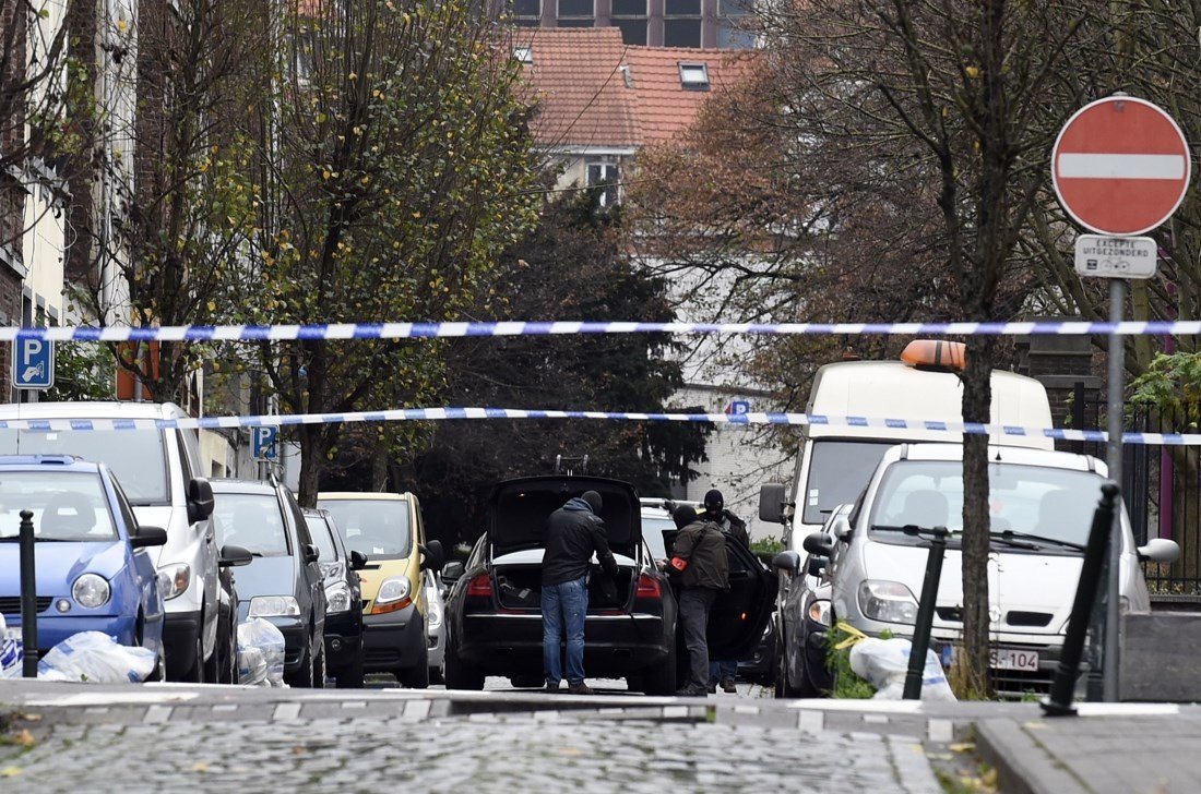 EN DIRECT | Fin de l'opération policière à Molenbeek, Salah Abdeslam n'a pas été arrêté lavenir.net/cnt/DMF2015111…