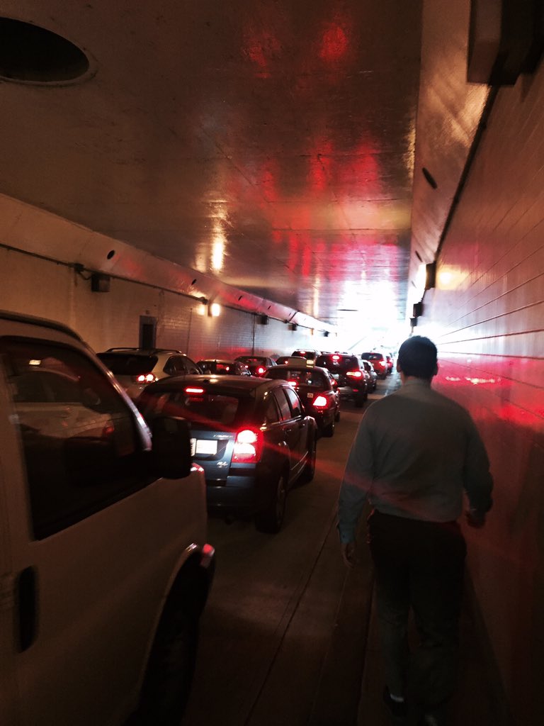 Lssobe11's tweet photo. DuPont Circle @Fox5DCTraffic #optiontowalk #downtownjam https://t.co/9sLVsKb1lx