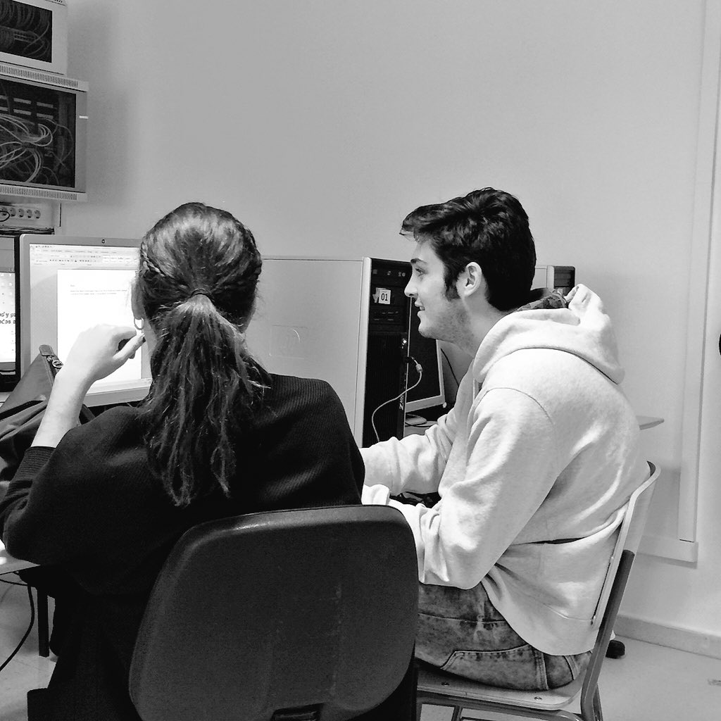 LauraZazo's tweet photo. Work in process #periodismo #video #UFV #guion https://t.co/F1dtJ1MxMb
