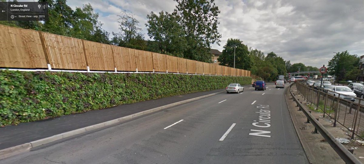 Sempergreen's tweet photo. Spot the difference on North Circular Road in #London @googlemaps #StreetView #SemperGreenwall #ReducingAirpollution https://t.co/Q814CNXH3t