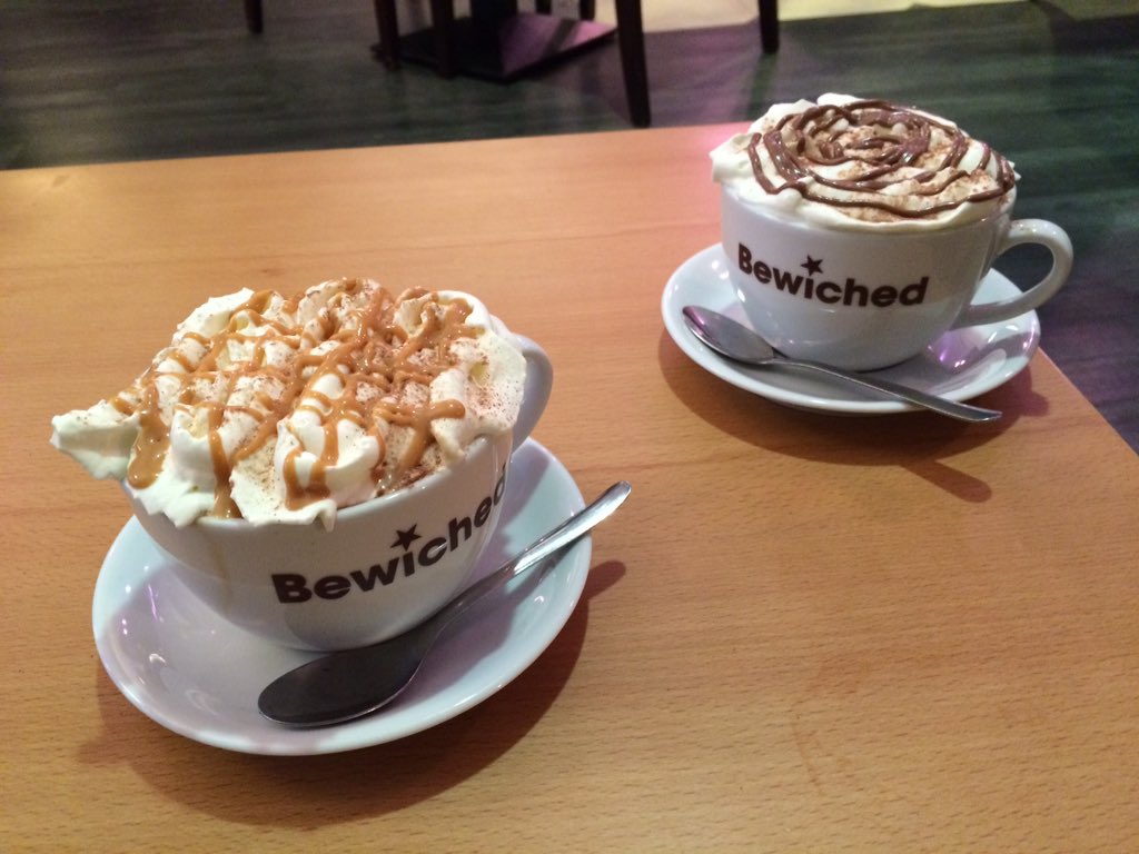 HazelLCottrell's tweet image. Had a crazy busy but amazing weekend! @PeterboroughCC light switch on, coffee, walk, @AmazonBall family outing, etc