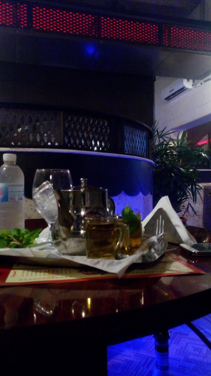 كوفي عشاق القمر