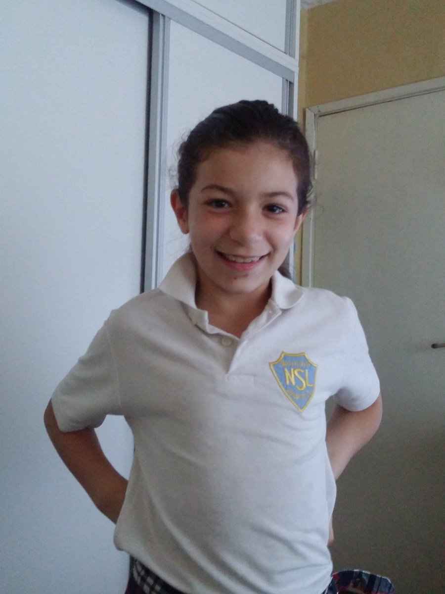 leandro09121977's tweet photo. Juli preparandose para ir al cole #alcolecontn https://t.co/b81nYptq0D