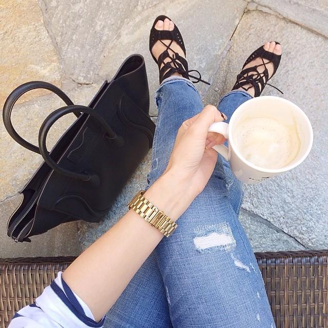 BeccaLoza's tweet photo. But I don't wanna go to work😴 https://t.co/gs5yDxn8tE