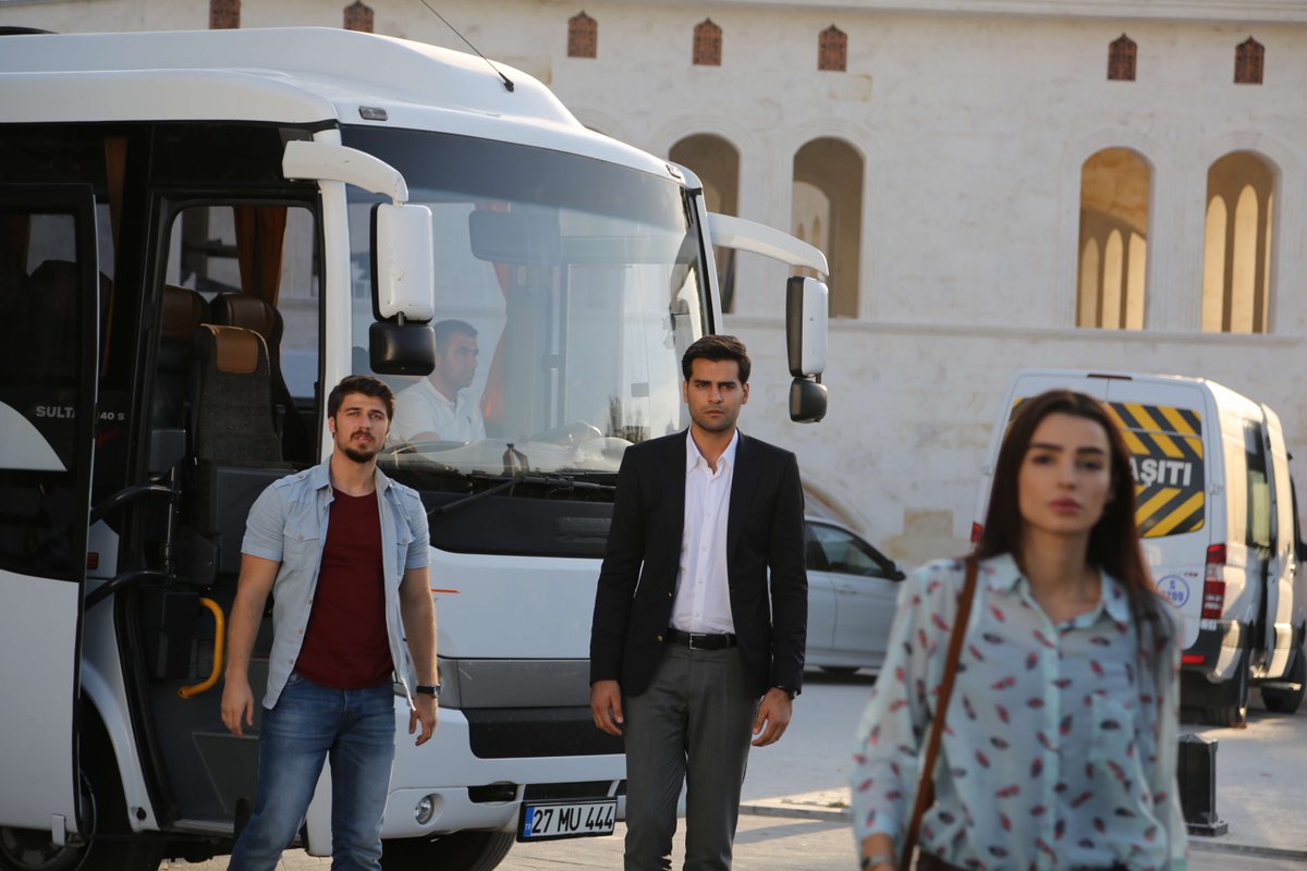 Senaryosunu #SerhatKahveci, #MuratOnur ve #SeçilKahveci'nin yazdığı #HayatÇizgisiSuriye filminden bir kare.