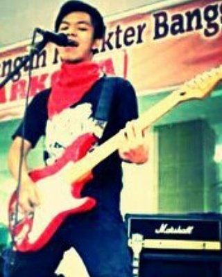 Happy ulang tahun buat gitaris kami <a href="/ricodanielputra/">@ricodanielputra</a> semoga sehat terus dan apa yg diinginkan bisa tercapai amin...