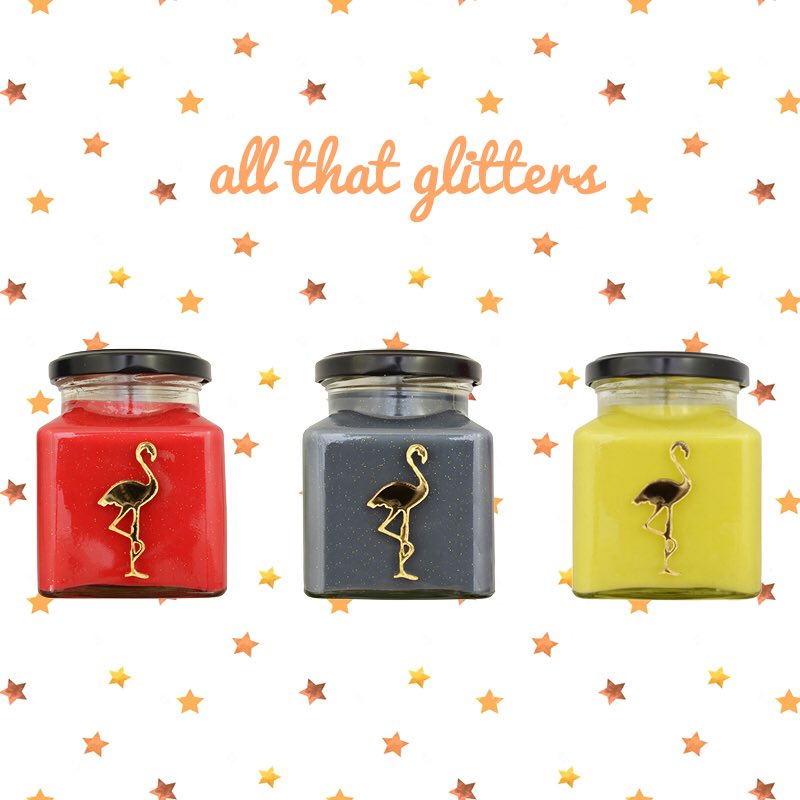 FlamingoCandles's tweet photo. GIVEAWAY! RT &amp; follow @FlamingoCandles for a chance to win our 3 Christmas Candles. Closes Weds! https://t.co/3QVu3SqQgH