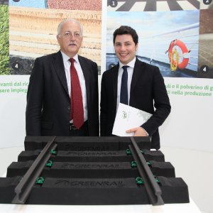 Svolta #green per ferrovie: ideate traversine in gomma riclata, durature ed ecosostenbili bit.ly/larep_green