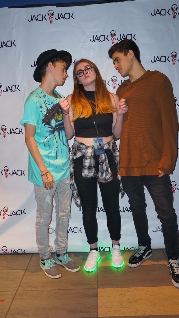 umnojacks's tweet photo. @JackJackJohnson on a high note tho our pic is so cute https://t.co/rJ9HHYSeTs