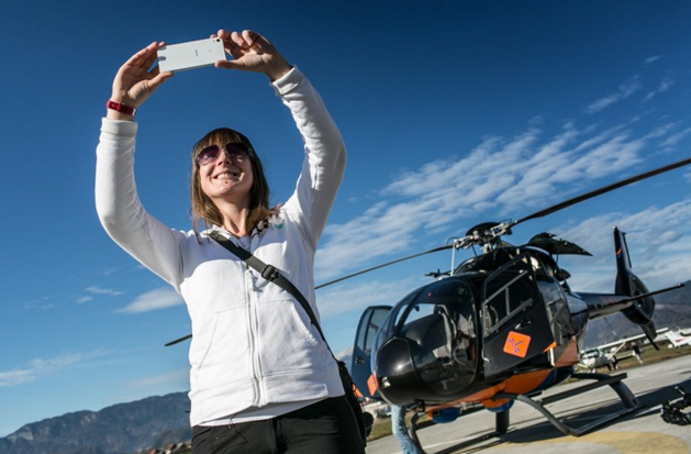 A1Slovenija's tweet photo. Nina je iz helikopterja občudovala vse lepote Gorenjske. #simobilLTE #NepozabnaDozivetja https://t.co/DNynQ2GNb4 https://t.co/LuVoa7BV7p