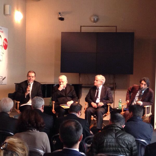 .<a href="/angeloscola/">Card. Angelo Scola</a> Cacciari ed Escobar stanno presentando i #dialoghi di vita buona