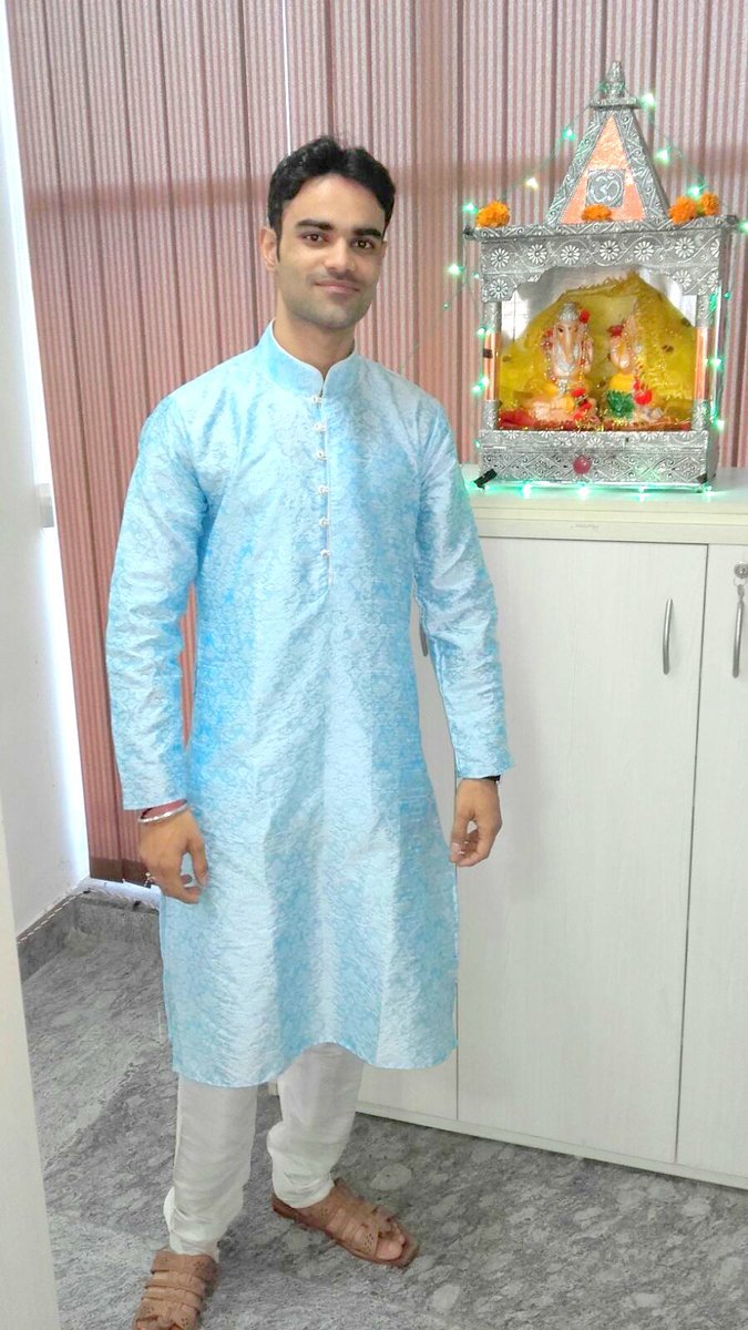 SDSSoftwares's tweet photo. well dressed  #competition2015 https://t.co/kNoHE3CUOo