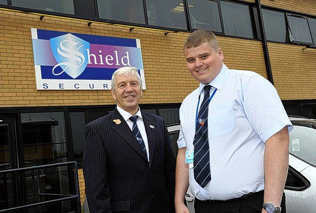 Shield_EYorks's tweet photo. Great to see our man Matt making positive headlines in the @hulldailymail for his work https://t.co/F6d6Lr4KEi https://t.co/NlIPdL2g7D