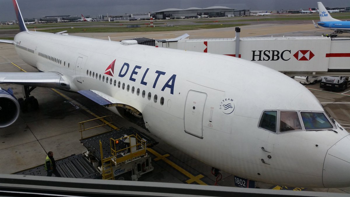 CityErgonomics's tweet photo. On route to #ergoexpo in #lasvegas #ergonomics #dxtmouse https://t.co/dbbWuuNqra