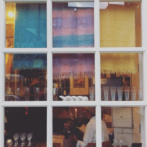 London's 'smallest' Christmas shop has landed in #Shoreditch  bit.ly/1EjFq1C <a href="/StudioInHouse/">Inhouse</a>