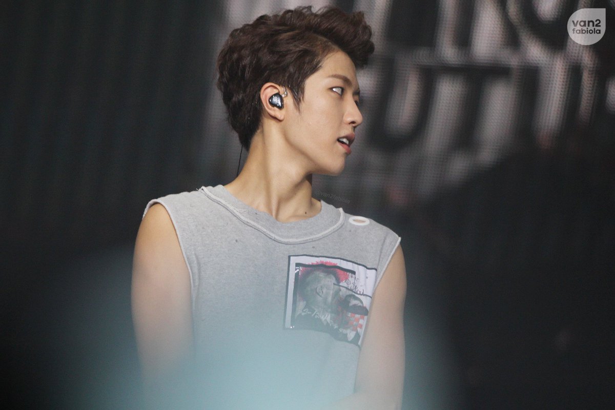van2fabiola's tweet photo. 151115 INFINITE EFFECT in Jakarta #Sungyeol #Infinite #μ±μ΄ #μ΄μ±μ΄ #μΈνΌλνΈ #IEINA #InfiniteEffectINA https://t.co/KXzsKJjQK4