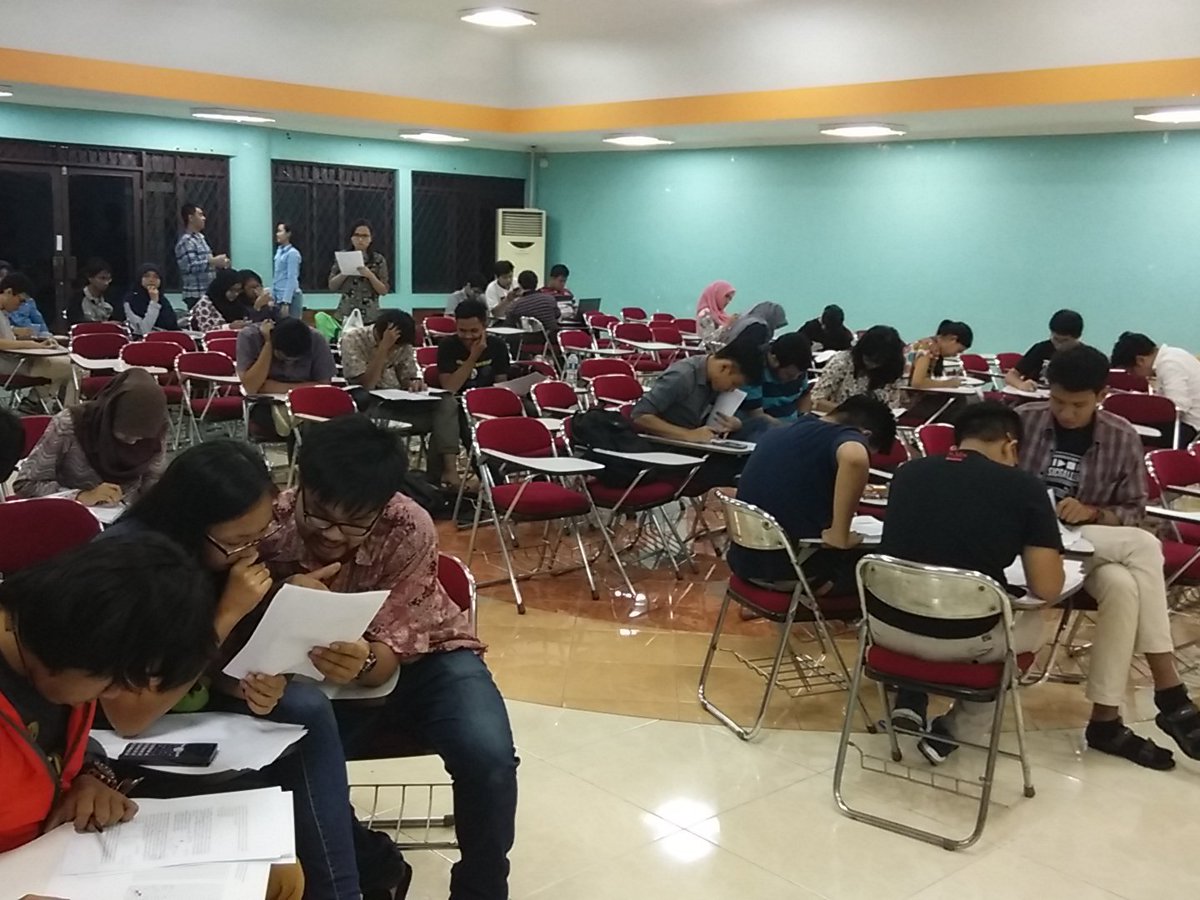 Saat ini sedang berlangsung babak penyisihan dari Accounting Quick Quiz Acoounting Days 15 di SC FEB UI #AD2015