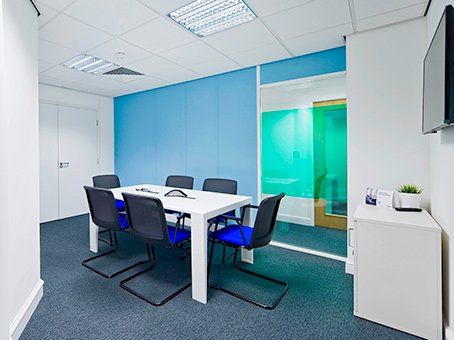 RegusExpressMAH's tweet photo. Call in, Connect, Project that professional image from an affordable and smart flexible work space #RegusExpressMAH https://t.co/GtMRciPcVs