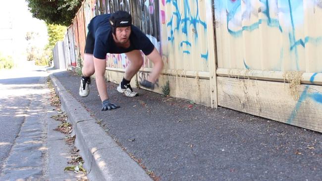 BTFLuke's tweet image. #Crunning is the weird new #fitness trend in Australia buff.ly/1OK46I7 (Here boy!)