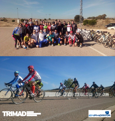 TRIMAD_'s tweet photo. ¡Los equipos unidos jamás serán vencidos! Geniales entrenos compartidos. #TRIMAD &amp; @ENPHORMATRIATLO #triatlón https://t.co/ERdeYO2Oft
