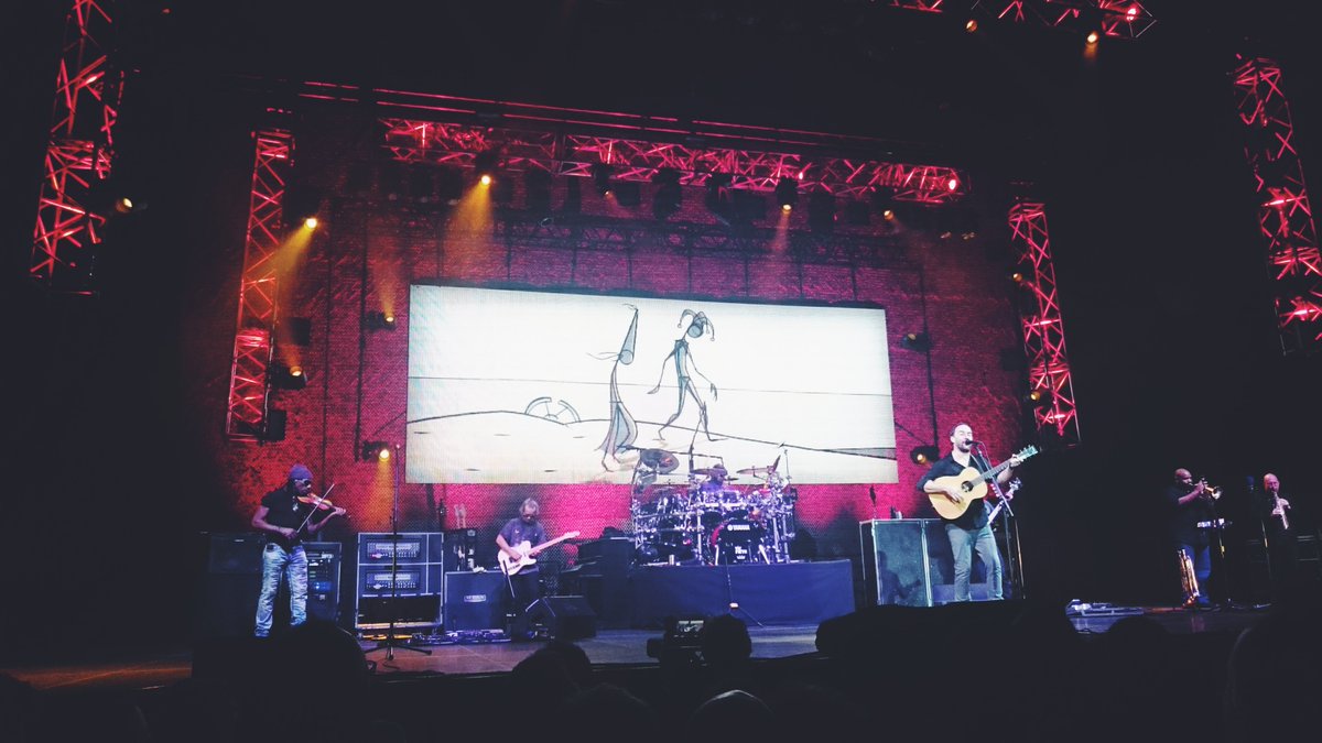 MusicRocketBlog's tweet photo. Incredible #davematthewsband @TheO2 on 7th Nov. Unforgettable moments! @davematthewsbnd @TimReynoldsTR3 https://t.co/NBKIkn5Af6