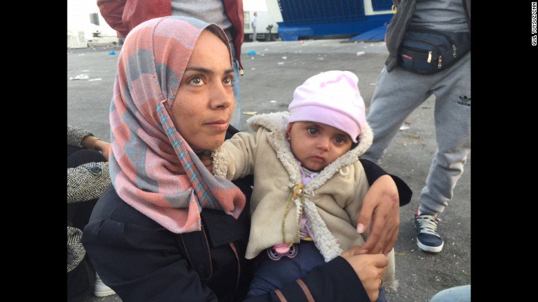 CNN's tweet photo. After #ParisAttacks, Syrian refugees shunned in U.S. over terror fears https://t.co/46MFEepFDe https://t.co/1z5fDq8WIj