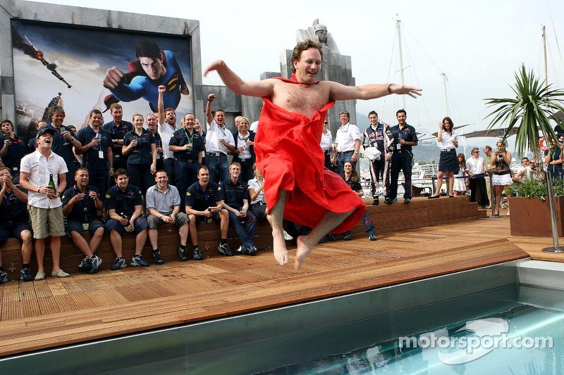Happy Birthday to Christian Horner who turns 42 today.. ;)  