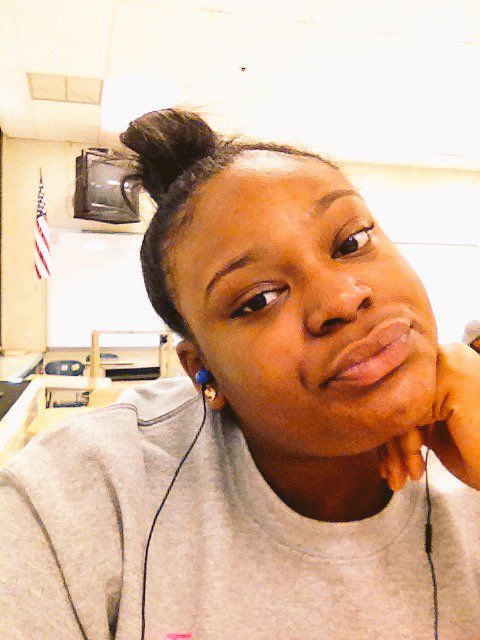 QueenHadiyyah's tweet image. #FREEAZURÉ 🏢🔑👸🏾.                 😋Iss today.🙏🏾😍😍 @_masonmccartney