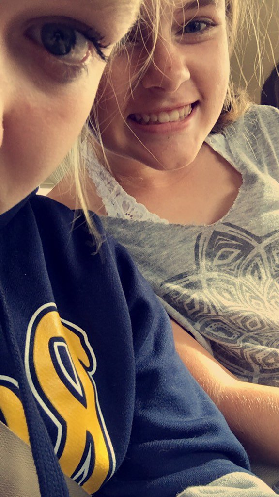 HAPPY BIRTHDAY KAT!!!! Love you so so much❤️❤️ hope you have an awesome day!!🎉🎉