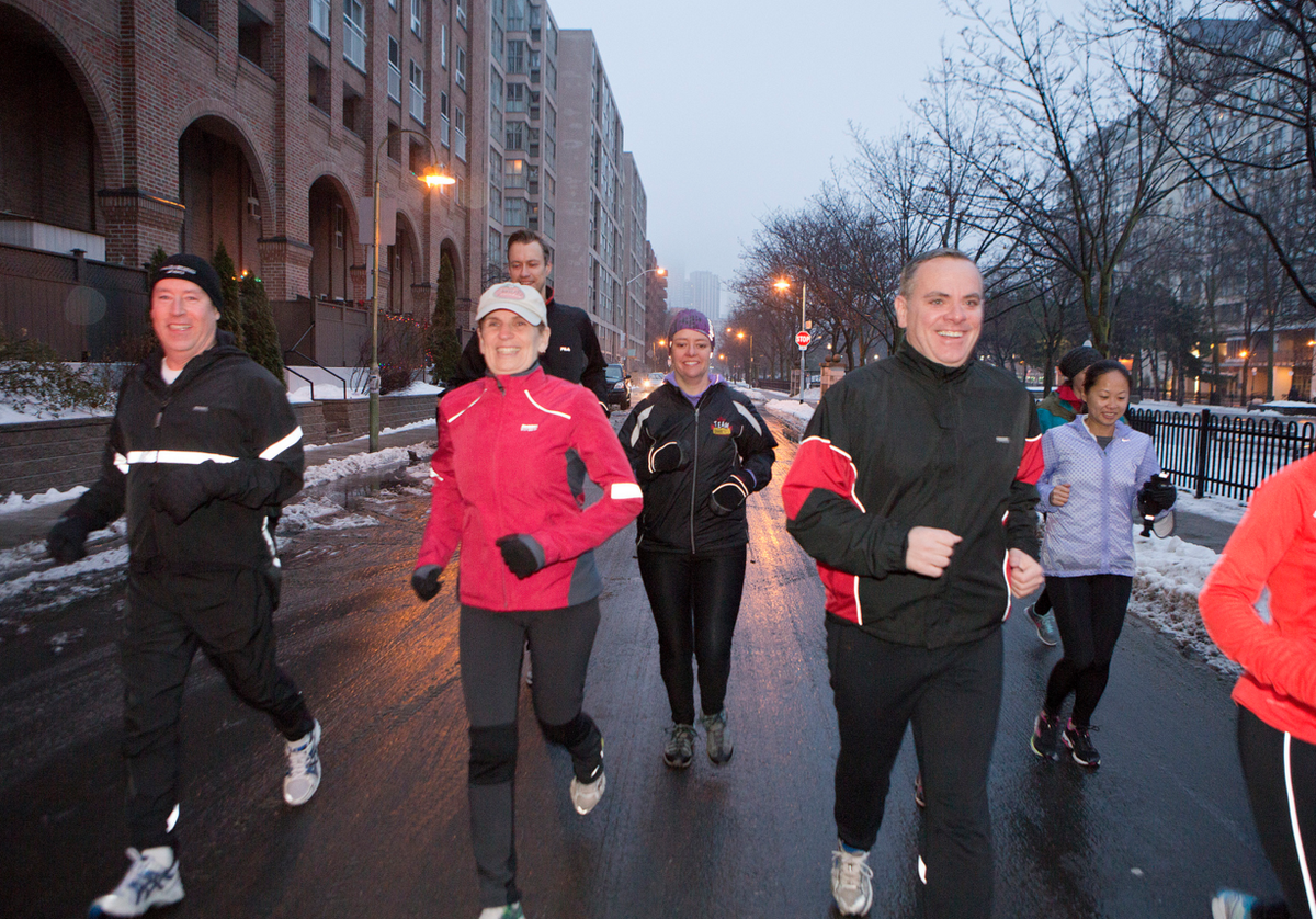 Kathleen_Wynne's tweet photo. Dark mornings and evenings are no excuse not to run! Wear bright colours &amp; stay safe. #MondayMotivation https://t.co/z8Zi0nArhF
