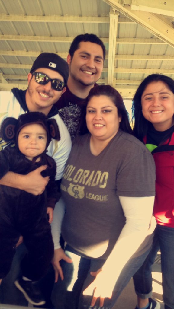 natsanchez01's tweet photo. Really excited to go home and get to see my favorite people!💕 #familyiseverything https://t.co/wiGGjnh8TO