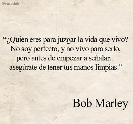 versoshits's tweet photo. ¿Quien eres para juzgar... https://t.co/WFBrllrQyz