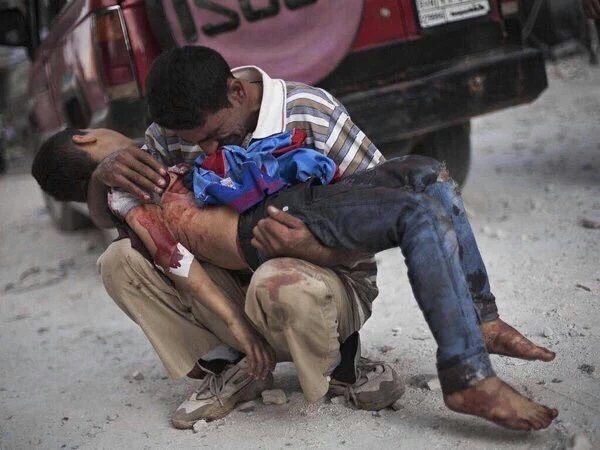 NiLayUSA's tweet photo. Sen başkentinde acizlik göster sonra gel Suriye'deki bebeklere erkeklik tasla!
Adaletin batsın dünya!
#PrayForSyria https://t.co/nicoLLR0JR