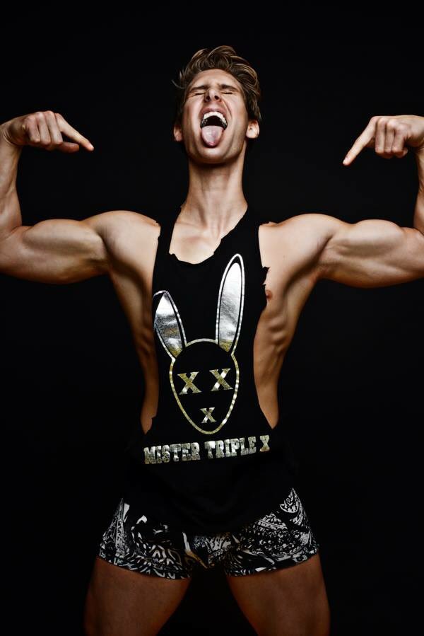 MisterTripleX's tweet photo. #RossCook for #MisterTripleX by #ErikRosete photo by #JasonJaskot https://t.co/y1Mor0Ebug