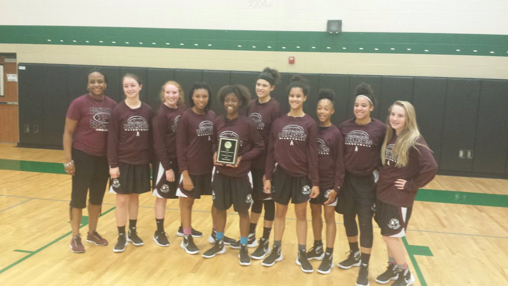 Freshmen got 1st place at the CCISD tournament! Great job Lady Oilers!