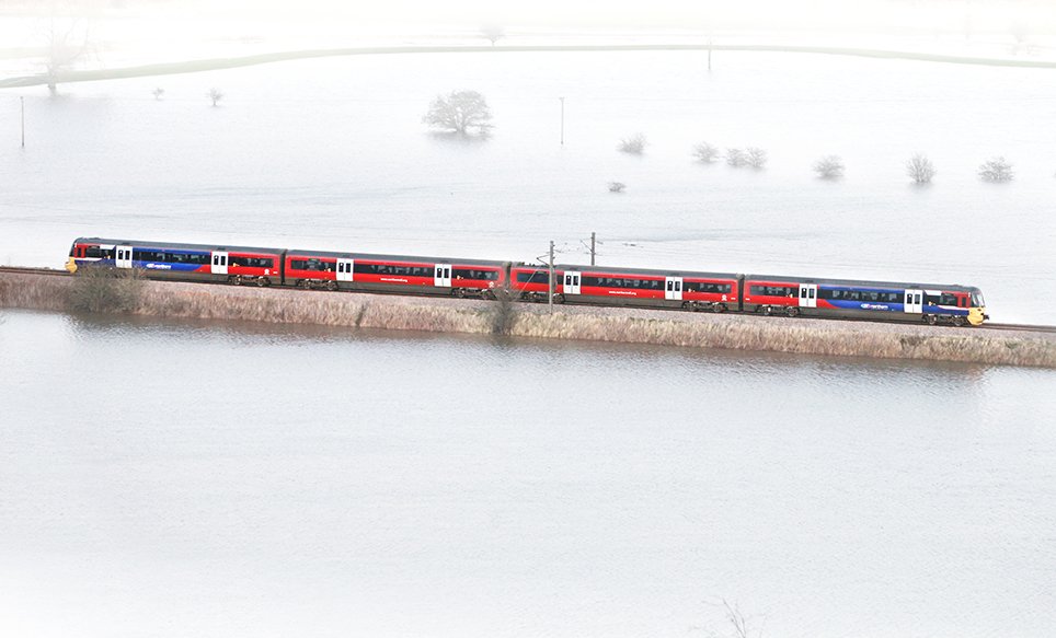 Stephen Garnett (@stephenjgarnett) on Twitter photo A Train battles through the #flooded Aire-Valley
#storms #flood <a href="/The_Dalesman/">The Yorkshire Dalesman magazine</a> A Train battles through the #flooded Aire-Valley
#storms #flood <a href="/The_Dalesman/">The Yorkshire Dalesman magazine</a>