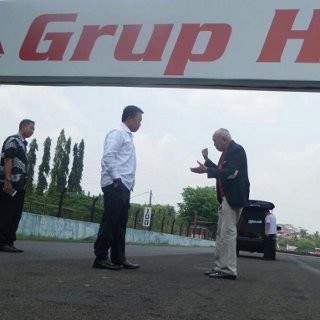 Menpora Cek Persiapan Renovasi Sirkuit Sentul de.tk/6SUXhC via <a href="/detiksport/">detiksport</a>