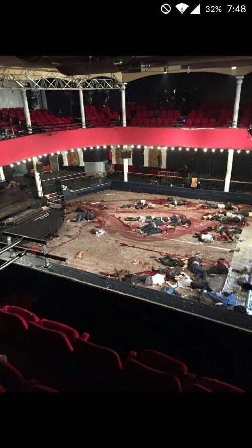 Os dejamos una imagen del interior de la sala bataclán minutos después de la masacre. No apto para sensibles.